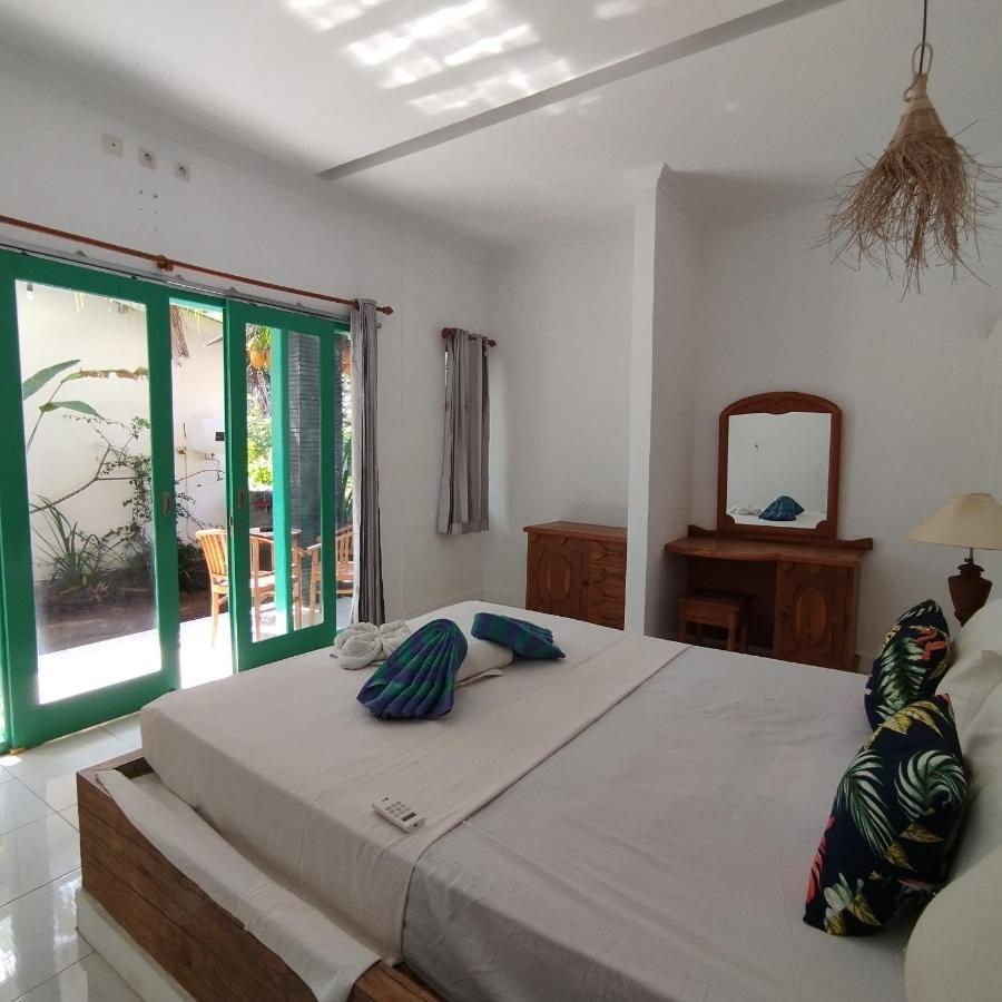 Palm Trees Villas Gili Air Luaran gambar
