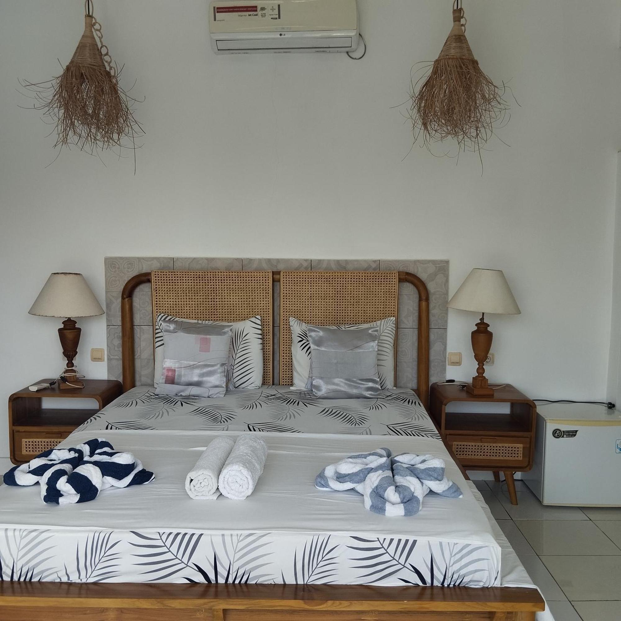 Palm Trees Villas Gili Air Luaran gambar